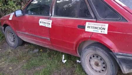 Un conductor estaba tan borracho que superó el nivel máximo que mide un alcoholímetro