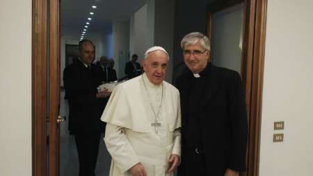 "Con el debate sobre el aborto se están tapando otros temas", señaló el ex vocero de Bergoglio