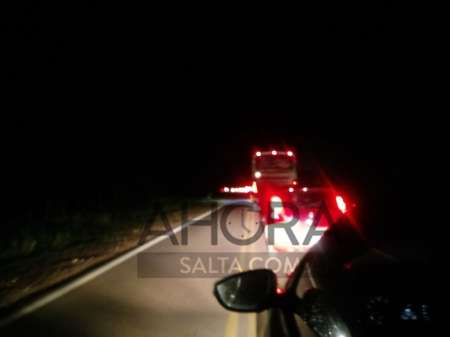 Siguen las complicaciones en la RN 68, un árbol caído provoca más demoras