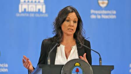 Según Stanley, “más del 60% de las personas que cobran planes sociales no terminó el colegio”