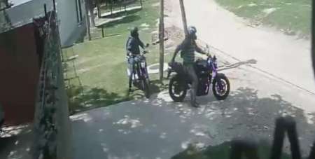 Insólito: le roban 140 "lucas" y lo amenazan por el celular que se le cayó al ladrón