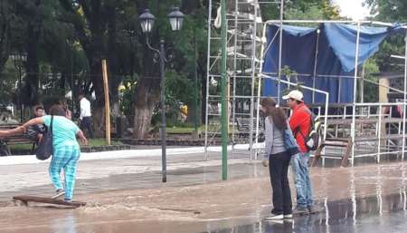 El temporal de la madrugada pegó con dureza a todo el Valle de Lerma y Cerrillos lo sufrió