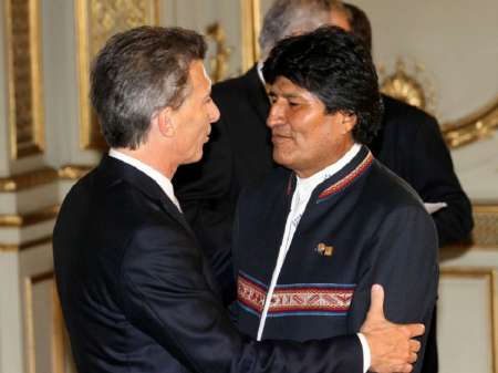 Para bajar la tensión, Evo Morales y Mauricio Macri se reunirán en abril en Buenos Aires