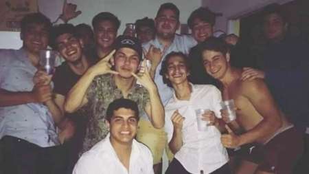 Un rugbier se chupó la sangre de los dedos para ocultar pruebas