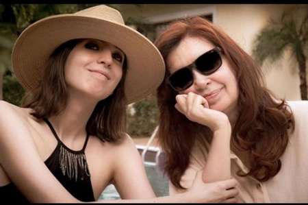 Cristina Kirchner mostró la primera foto de su hija Florencia en Cuba