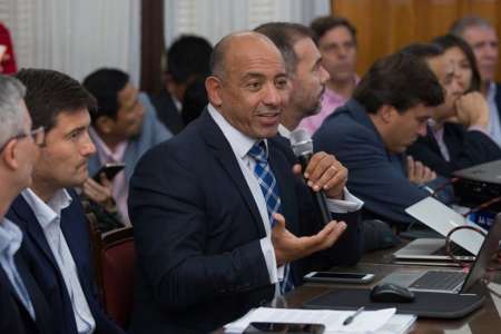 Paritarias: “La idea es que los salarios le ganen a la inflación”