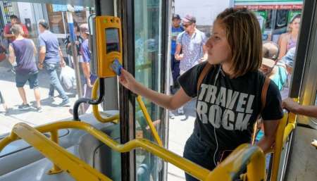 Desde hoy los estudiantes universitarios viajan gratis
