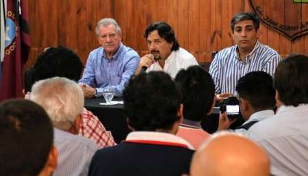 Sáenz: "Tenemos la gran responsabilidad de tener un Estado presente, que le devuelva la dignidad a los salteños"