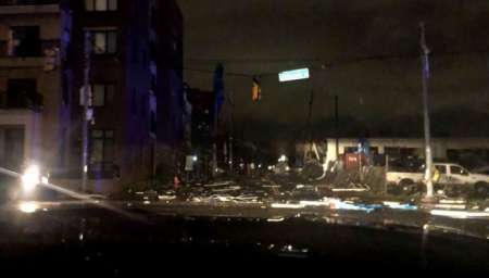 Feroz tornado en EE.UU.: al menos 5 muertos y 40 edificios derrumbados en Nashville