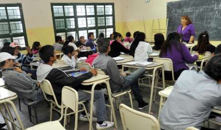 El futuro más difícil: la mitad de los chicos salteños abandona el secundario