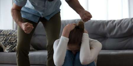 Le ordenan hacer tratamiento por sus impulsos agresivos