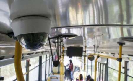 Por la cuarentena en Salta, choferes con barbijos y menos gente en los colectivos