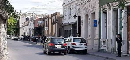 Encuentran a un remisero sin vida dentro de su auto, investigan el hecho