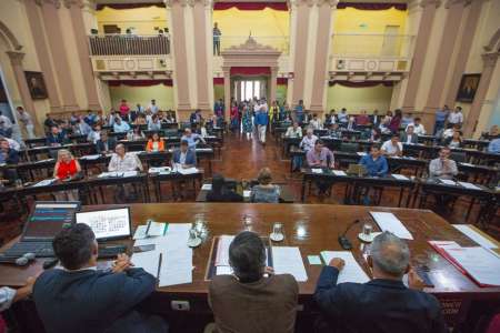 DIPUTADOS INSTRUMENTÓ UN FONDO ESPECIAL PARA CONTRIBUIR EN LA LUCHA CONTRA EL CORONAVIRUS