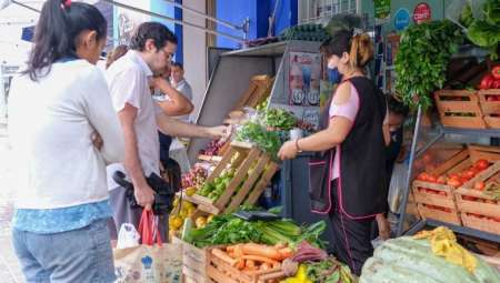 Se ofrecen hacer compras a vecinos que lo necesiten