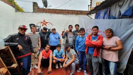 Cuarentena sin techo: un grupo de jóvenes refugia a personas en situación de calle en Salta