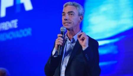 El Gobierno fijará horarios laborales escalonados para evitar aglomeraciones en el transporte