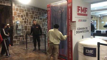 Ni cajero ni baño químico: la cámara de desinfección que pusieron en hospital salteño