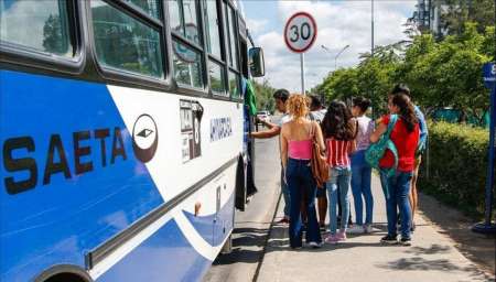 Inoportuno paro de colectivos de la UTA en Salta y en el país