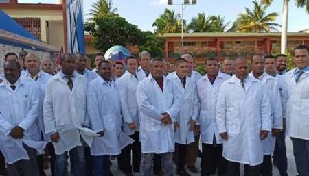 Llegarán 200 médicos cubanos para atender el pico de la pandemia en la provincia de Buenos Aires