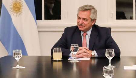 Alberto F. analiza extender la cuarentena obligatoria hasta el 10 de mayo inclusive