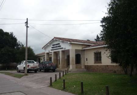 Grave denuncia de los repatriados en el Legado Güemes: "sin comida y con frío"