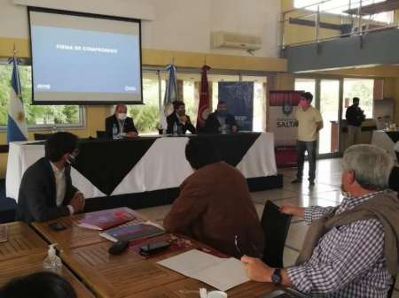 Salta y Jujuy analizan permitir la libre circulación entre ambas provincias