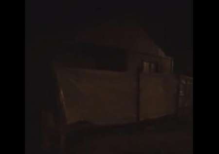 Vecinos aseguran que la mujer no estaba aislada y nadie controlaba su cuarentena