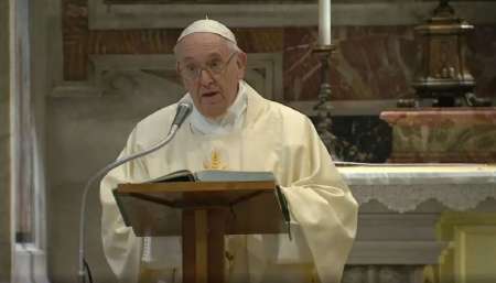 VIDEO El papa Francisco reabrió la Basílica de San Pedro al público tras dos meses de cierre