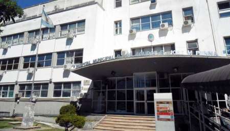 Una bebé de seis meses murió por asfixia: la hisoparon y tenía COVID-19