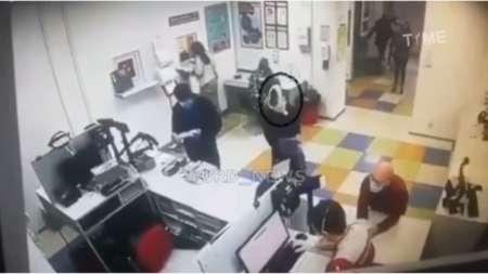 Se sacó la bombacha y la usó de “tapabocas”