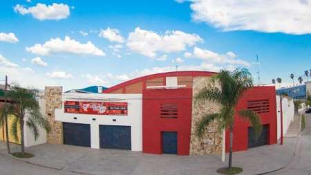 Salta implementa la "autoiglesia", cristianos celebrarán Pentecostés desde sus vehículos