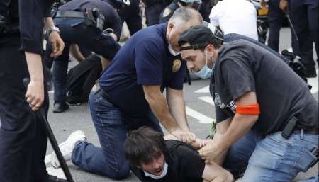 Saqueos y toques de queda de costa a costa de los Estados Unidos