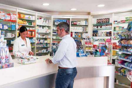 Incertidumbre entre los trabajadores de las farmacias por la baja en las ventas