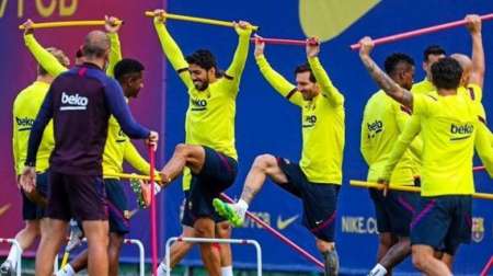 Lionel Messi se volvió a entrenar con todo el grupo de Barcelona a tres días para el regreso de La Liga