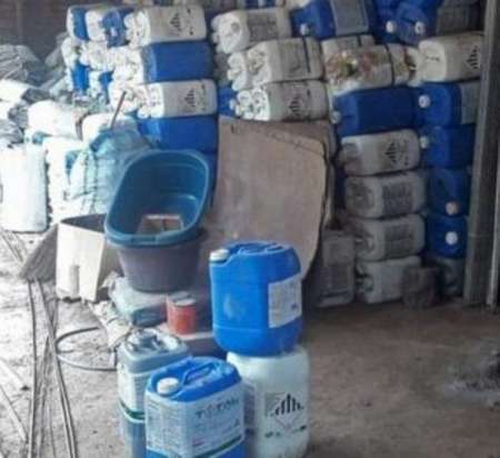 Vendían bidones contaminados con químicos en Santa Victoria Este, un detenido y un prófugo