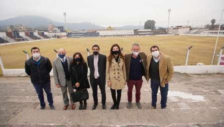 Terrenos a Juventud: “Estamos cumpliendo un sueño importante ante un reclamo histórico para este club”, dijo la intendenta