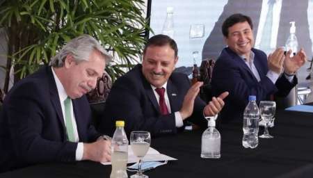 Por prevención, el Presidente canceló su viaje a Catamarca tras el positivo de Insaurralde y vuelve a Buenos Aires