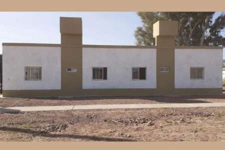 Sáenz entregará viviendas a 11 familias en El Galpón
