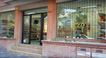 "Venta atada" de cigarrillos: acusan a distribuidora de exigir otras compras