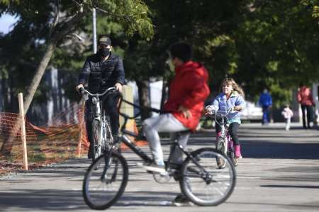 Covid-19 en Argentina: 26 personas murieron y 2.439 fueron diagnosticadas