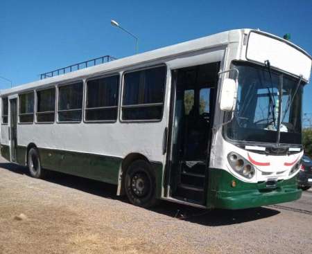 Detectaron un colectivo que transportaba 22 pasajeros de manera ilegal