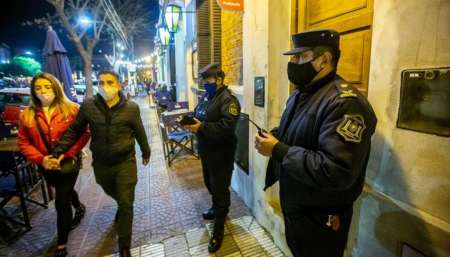 Día del Amigo: Controlan que no haya "juntadas" masivas