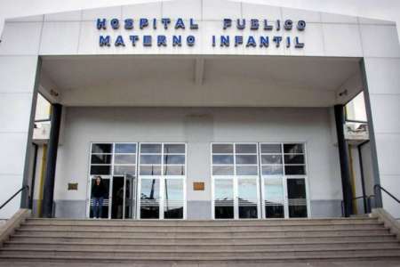 Hospital de Salta recibe donaciones de botellas para hacer máscaras al personal de salud