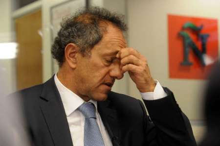 Procesan y citan a indagatoria a Daniel Scioli