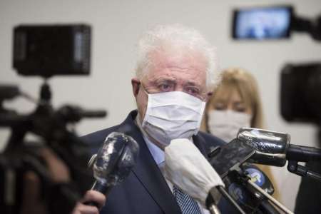 Ginés apuesta a que la vacuna contra el coronavirus esté disponible "en el primer trimestre" de 2021