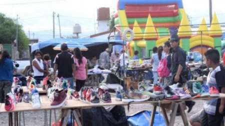 Por ahora, las ferias barriales en Salta van a seguir funcionando