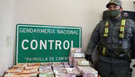 Secuestran más de $3 millones ocultos en un camión en Salta