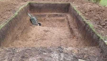 A juicio por estafar con la construcción de piletas de natación