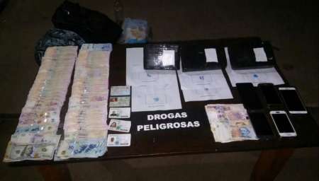 Metán: detienen a narcos con 30.000 dosis de cocaína